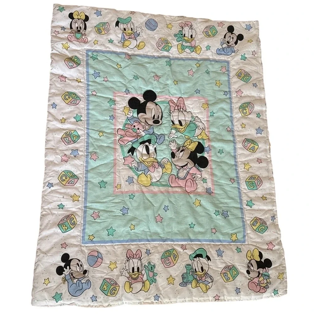 Vintage Disney Babies Mickey Minnie Donald Daisy Quilted Baby Blanket Dundee USA